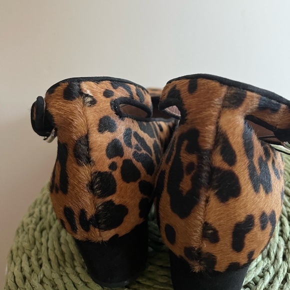 Tabitha Simmons Martha Leopard Calf Hair Ankle Strap Shoes (36.5 EU) - Picture 8 of 11